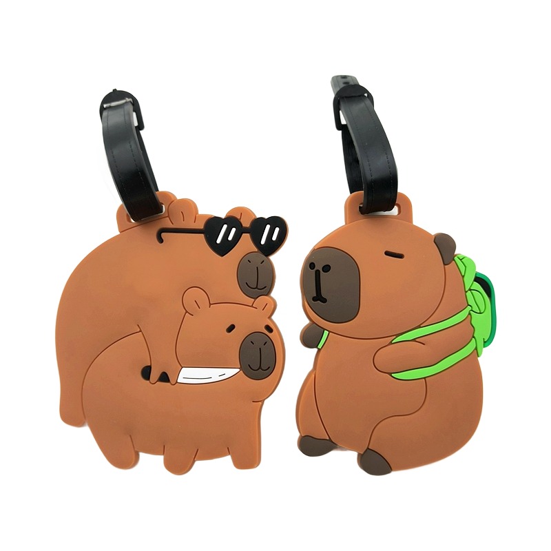 Étiquette valise capybara en PVC souple, accessoire de voyage ludique, vue de face