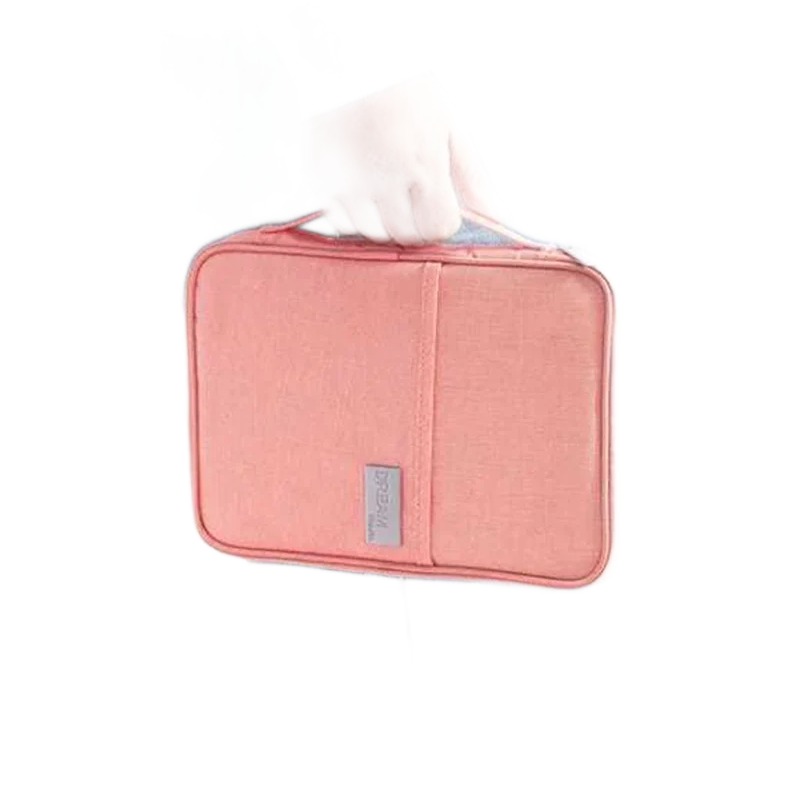Pochette passeport familiale en tissu Oxford, deux formats, vue de trois quarts