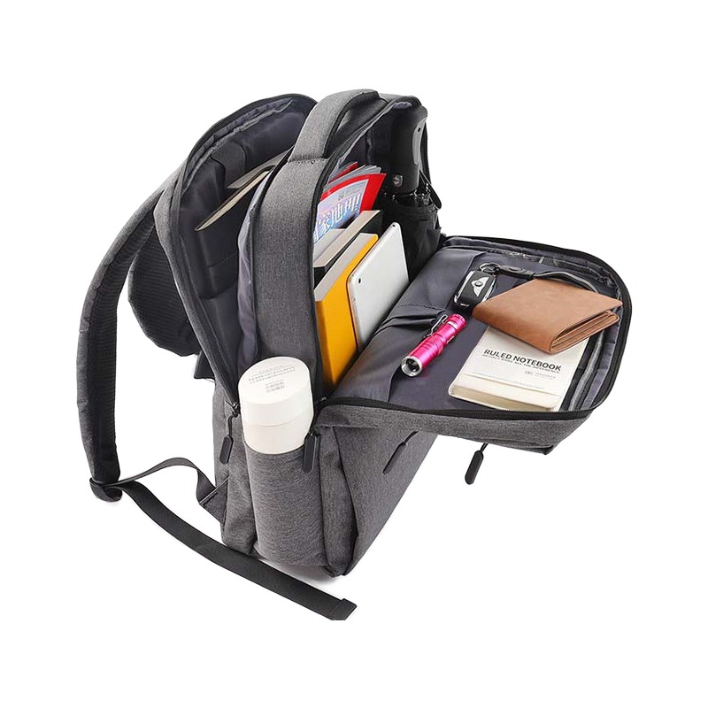 Sac a dos cabine pour ordinateur 17 pouces, format voyage, vue de trois quarts